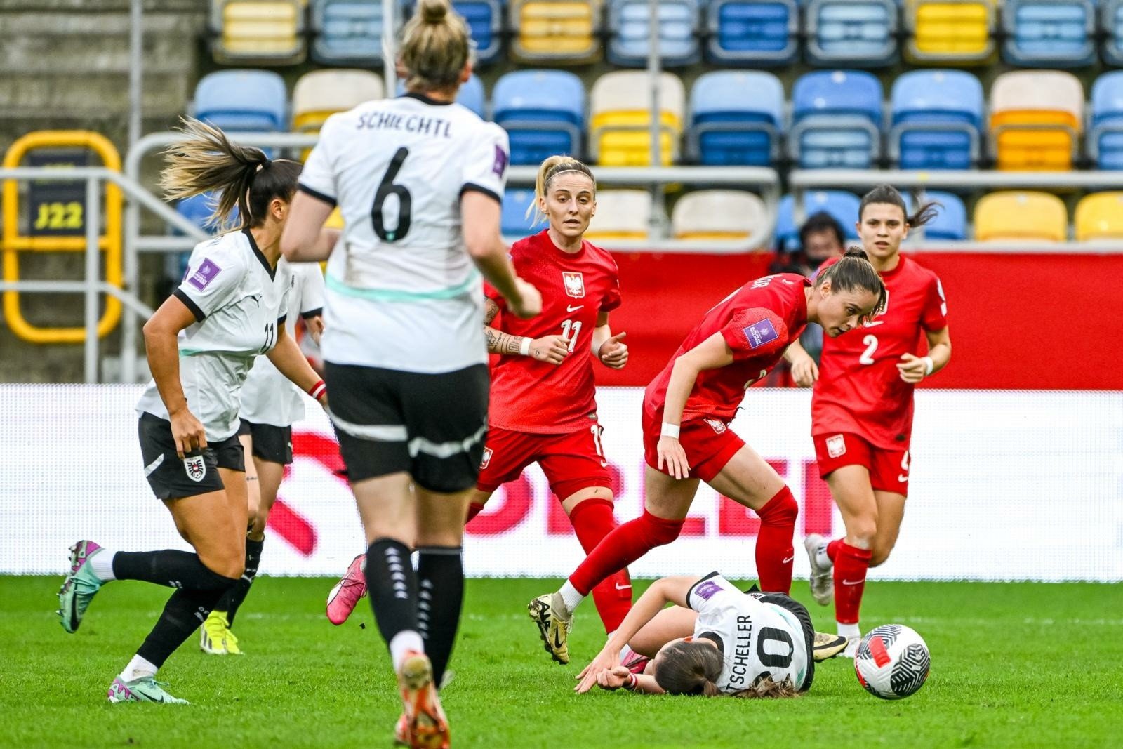 Nina Patalon: Żeński futbol – potencjał i możliwości do poprawy. Wypowiedź dla Dziennika Bałtyckiego.