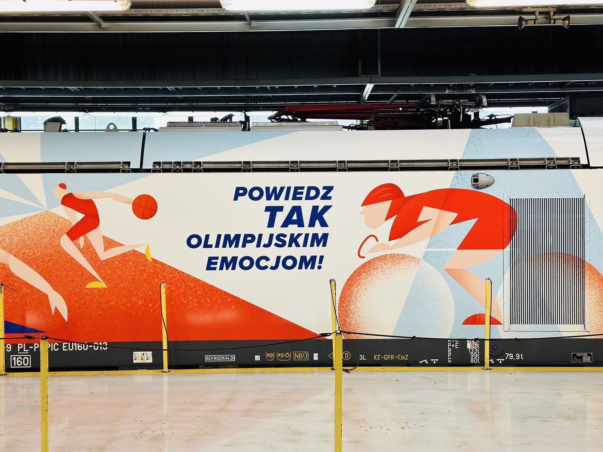 Lokomotywy PKP Intercity będą promować start polskiej reprezentacji olimpijskiej w Paryżu