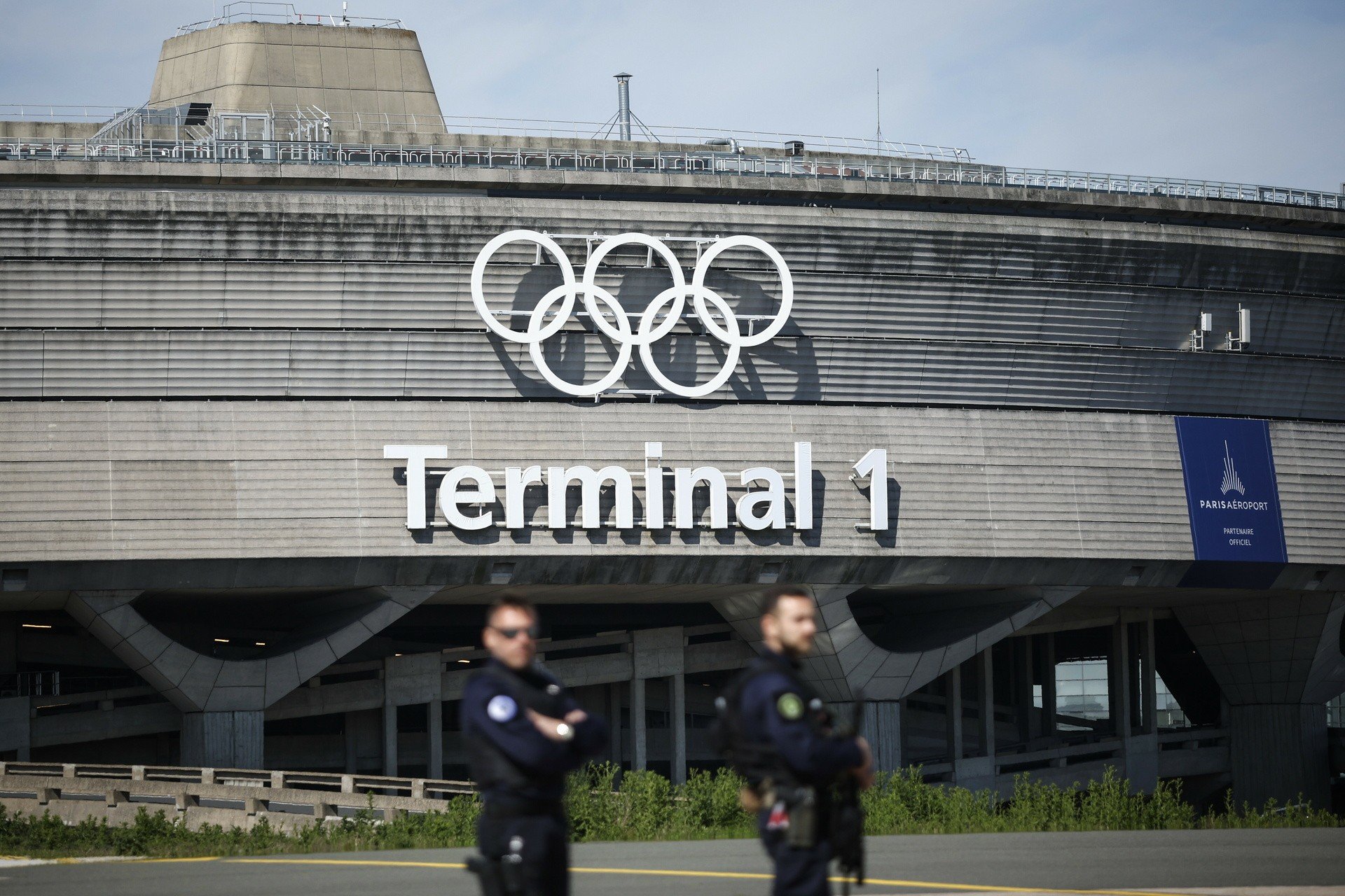 Przestrzeń powietrzna Paryża zamknięta z powodów bezpieczeństwa podczas ceremonii igrzysk.