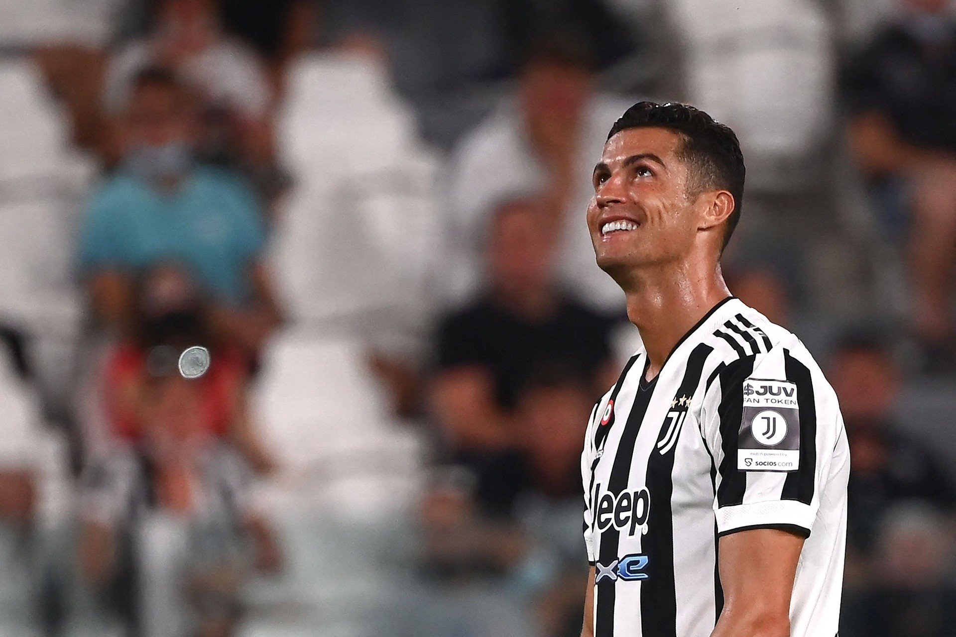 Biedny Christiano Ronaldo otrzyma od byłego klubu 10 mln euro, na co zasługuje
