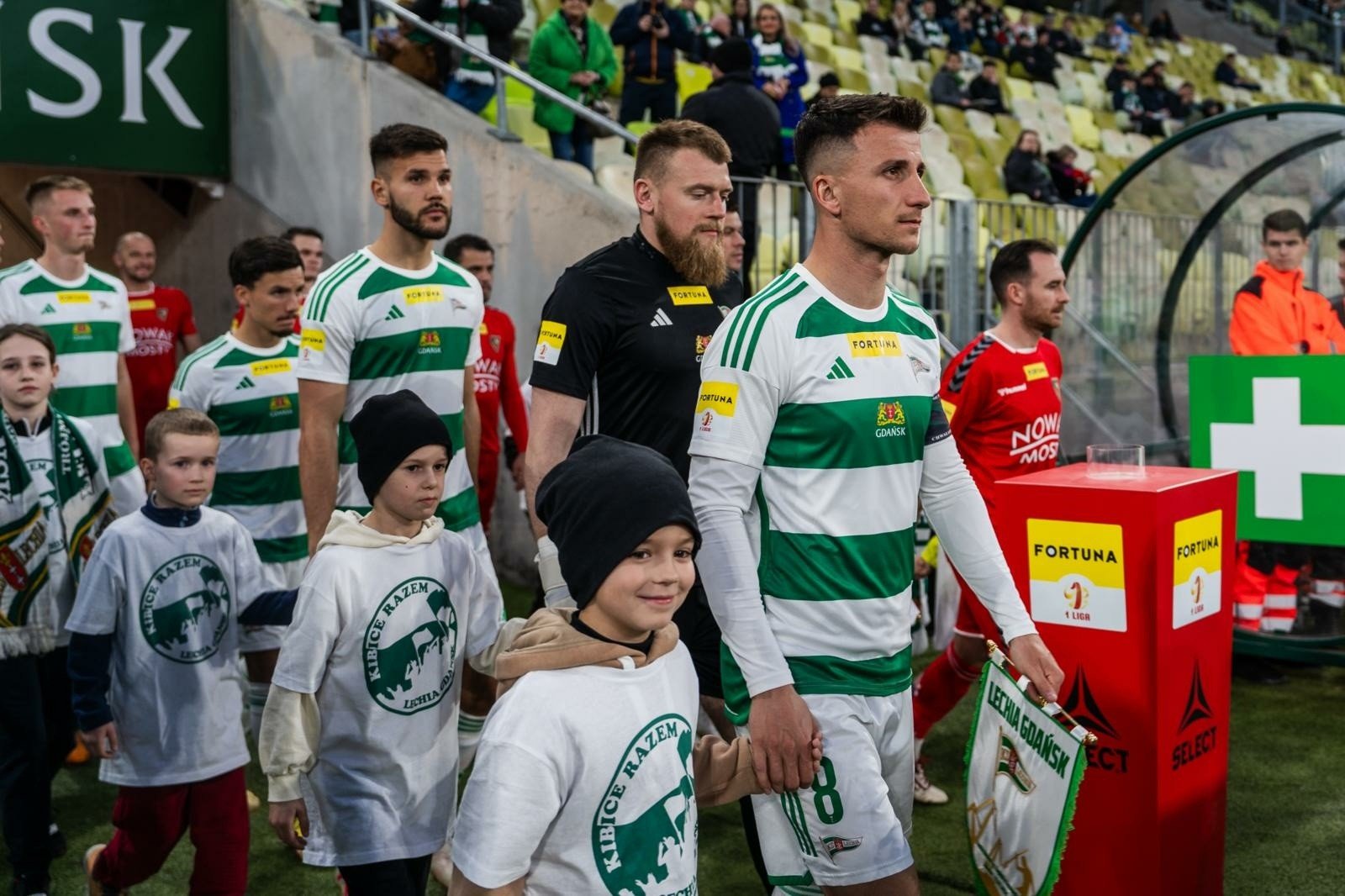 Lechia Gdańsk – Bruk-Bet Termalica 14.04.2024 r. Jakie zmiany w składzie zespołu Lechia? Kto zastąpi Iwana Żelizkę i Maksyma Chłania?