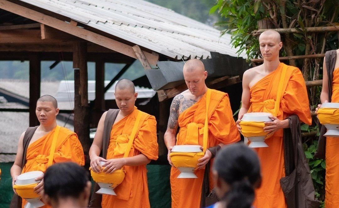 Zmiana Zawodowa: Piłkarze, którzy opuścili futbol aby zostać mnichami buddyjskimi.
