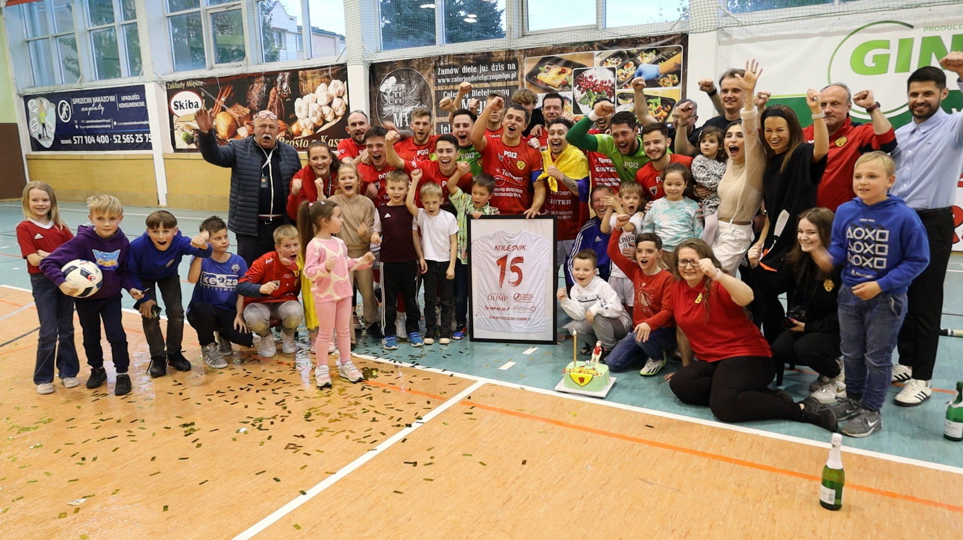 Czerwone Diabły Chojnice zwyciężają nad drużyną Team Lębork. Koniec sezonu w mistrzowskim stylu. Powrót do Futsal Ekstraklasy po rocznej przerwie